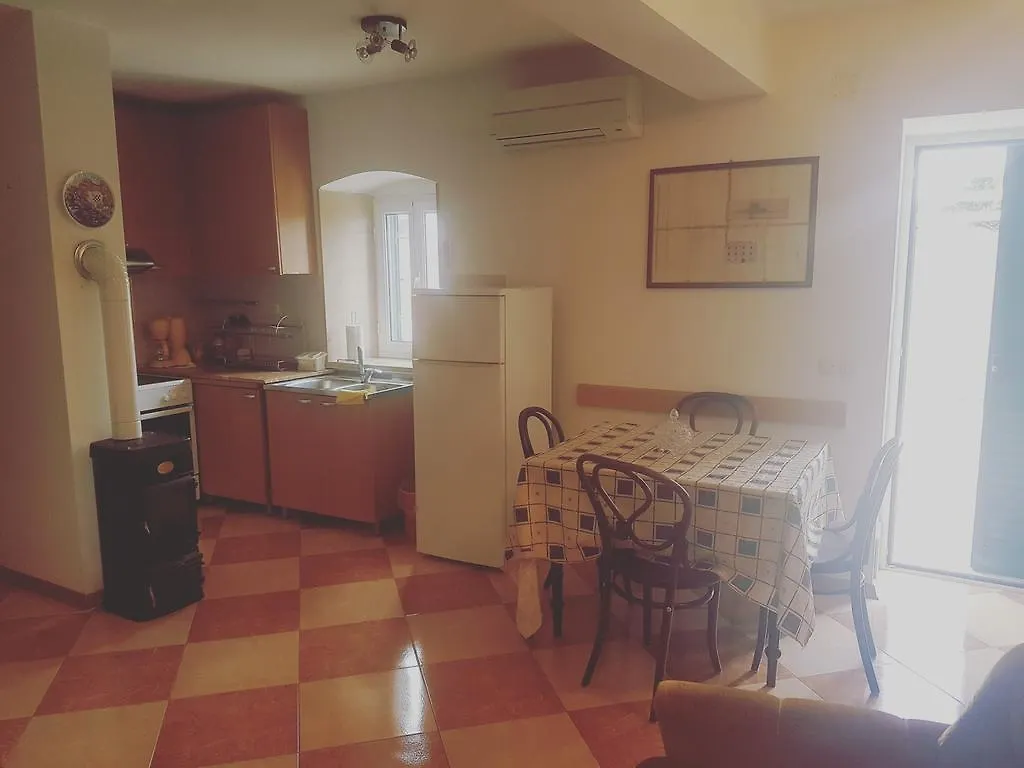 Apartment Mate Kastela 0*,