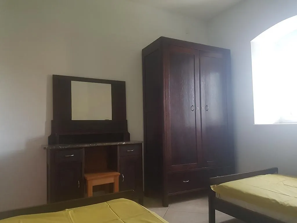 Apartment Mate Kastela 0*,  Croatia
